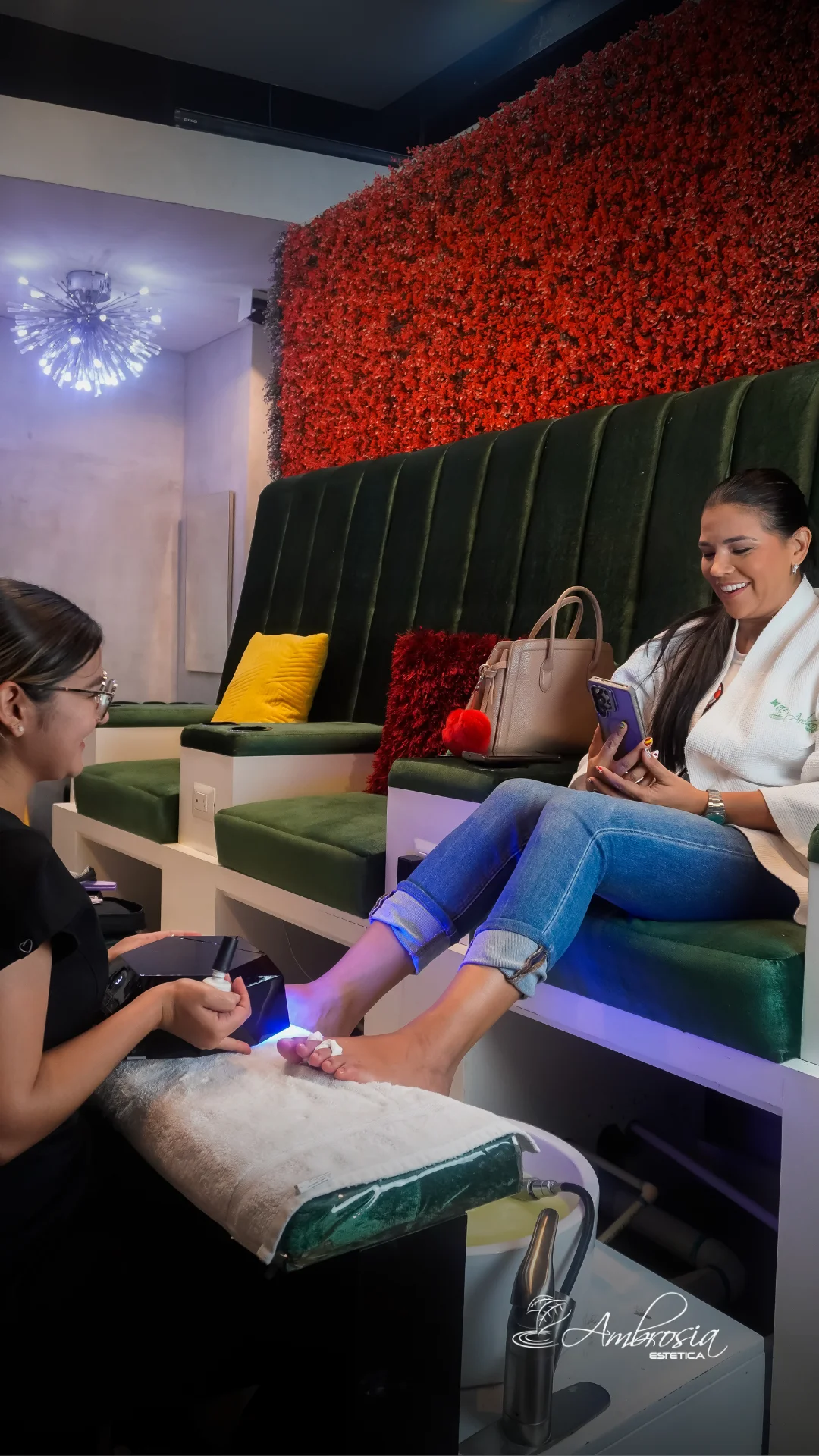 Manicura Pro Spa y diseño de uñas en Nail Studio Ambrosía